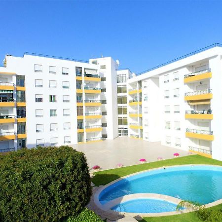 Quiet Apartment Overlooking The Swimming Pool Armação de Pêra 外观 照片