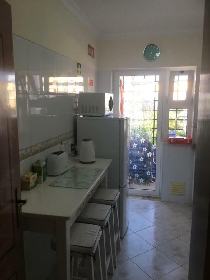 Quiet Apartment Overlooking The Swimming Pool Armação de Pêra 外观 照片