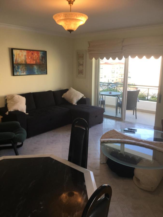 Quiet Apartment Overlooking The Swimming Pool Armação de Pêra 外观 照片